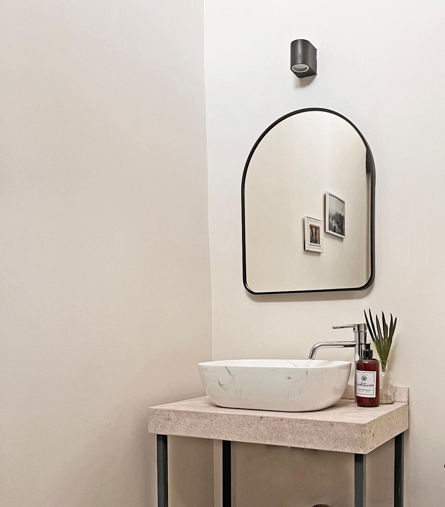 Suites Ciento 37 León Buitenkant foto