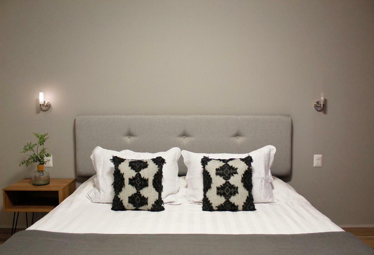 Suites Ciento 37 León Buitenkant foto