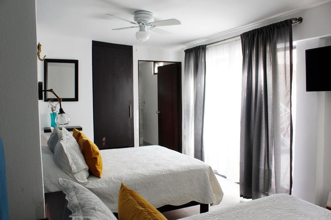 Suites Ciento 37 León Buitenkant foto