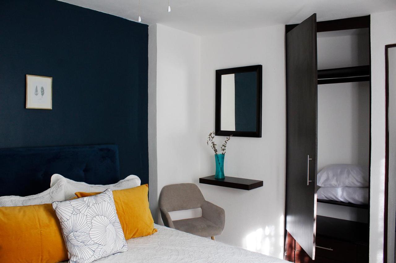 Suites Ciento 37 León Buitenkant foto